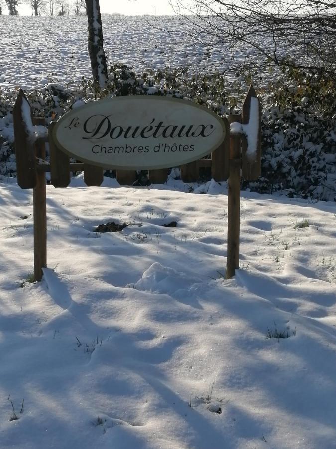 Le Douetaux Chambres D'Hotes La Baussaine Exterior photo